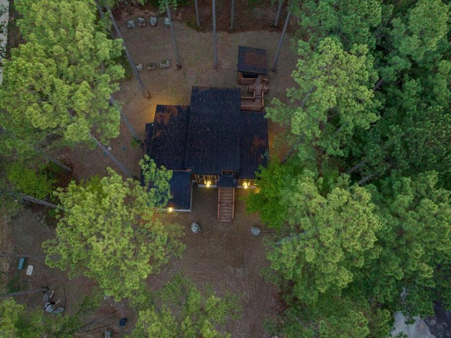 Ember Skye Cabin - 2 Bdr & Bunk Nook/2.5 Bath Брокен-Боу Экстерьер фото