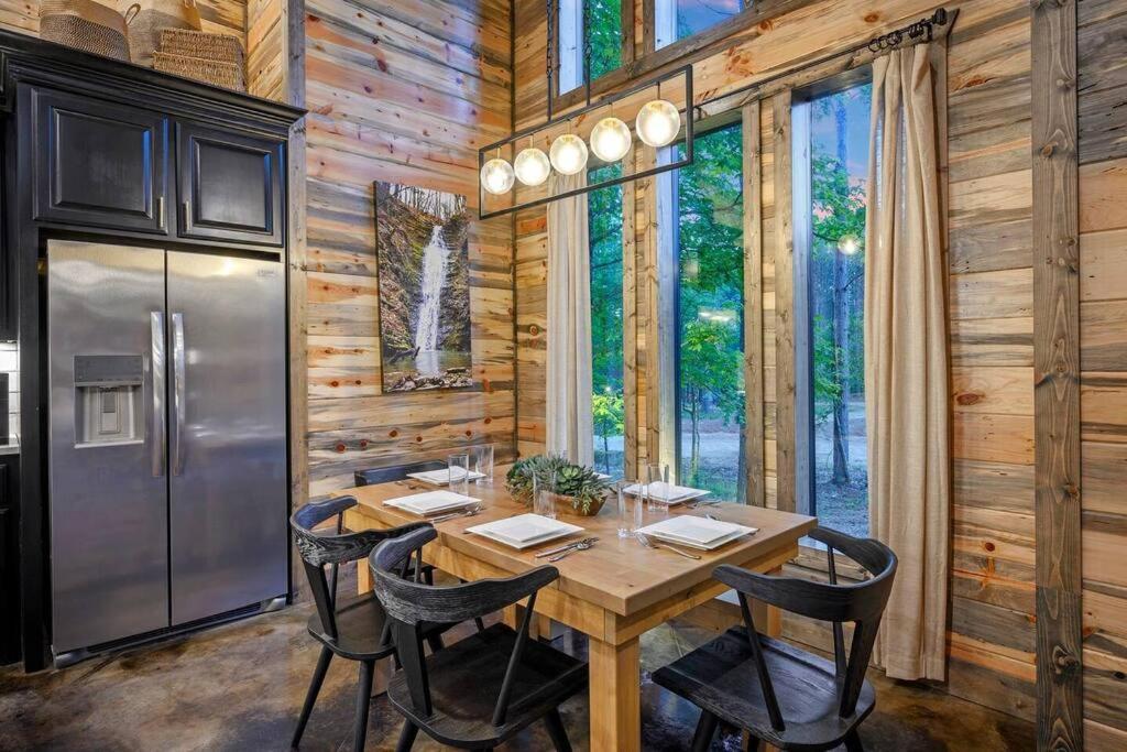 Ember Skye Cabin - 2 Bdr & Bunk Nook/2.5 Bath Брокен-Боу Экстерьер фото