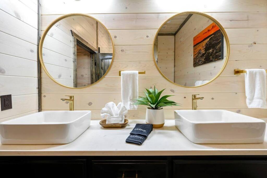 Ember Skye Cabin - 2 Bdr & Bunk Nook/2.5 Bath Брокен-Боу Экстерьер фото
