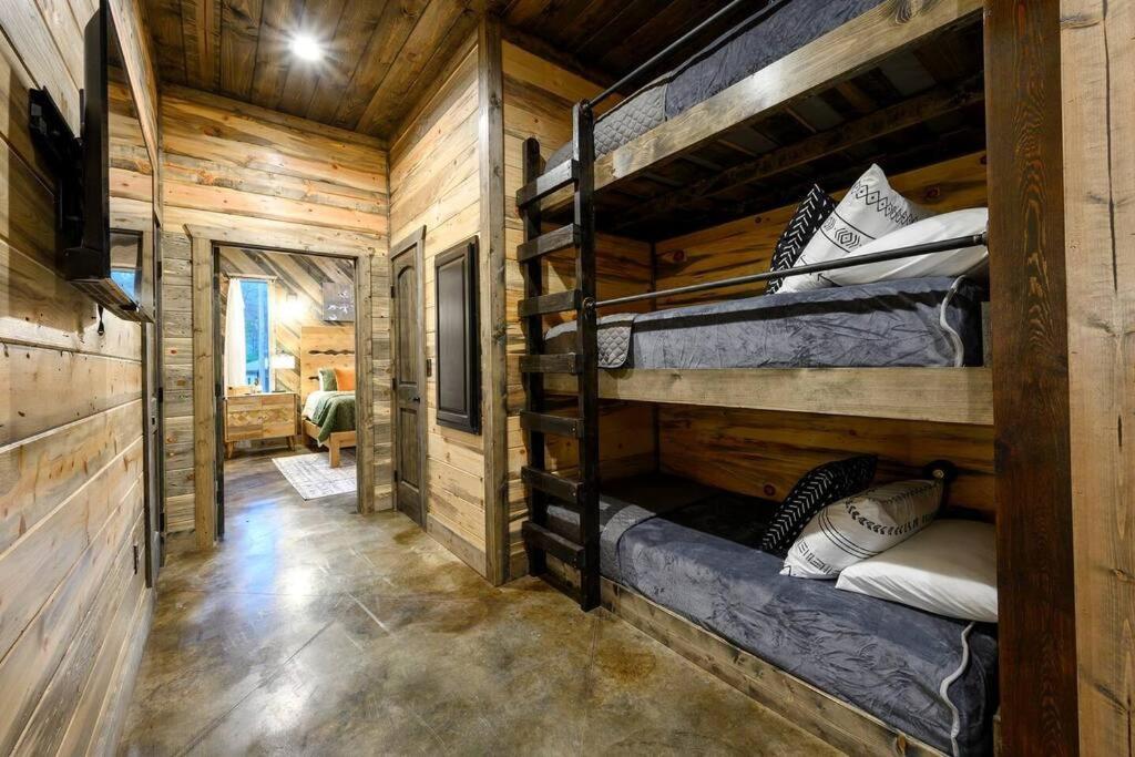 Ember Skye Cabin - 2 Bdr & Bunk Nook/2.5 Bath Брокен-Боу Экстерьер фото